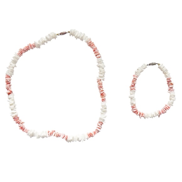 Jewelry - Vintage Shell & Coral Bead Choker Necklace with Matching Bracelet Pink & White